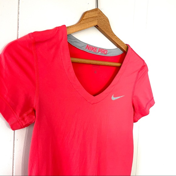 NIKE PRO T-shirt - Picture 4 of 4